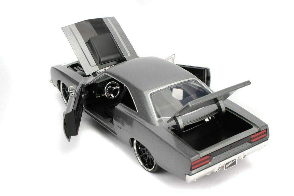 Jada Fast & Furious 1:24 Dom's 1970 Plymouth Roadrunner Die-cast Car, Toys for Kids and Adults