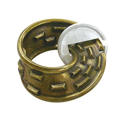 Cast Puzzle Mobius [Difficulty Level 4] by Hanayama