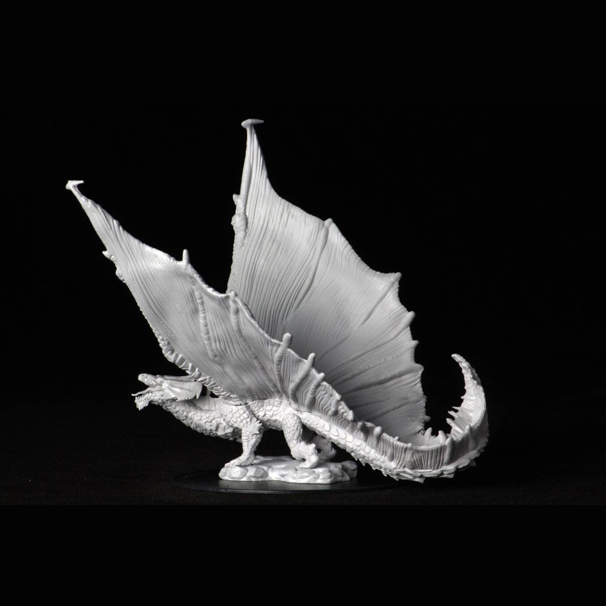 WizKids D&D Nolzur's Marvelous Miniatures: Young Brass Dragon
