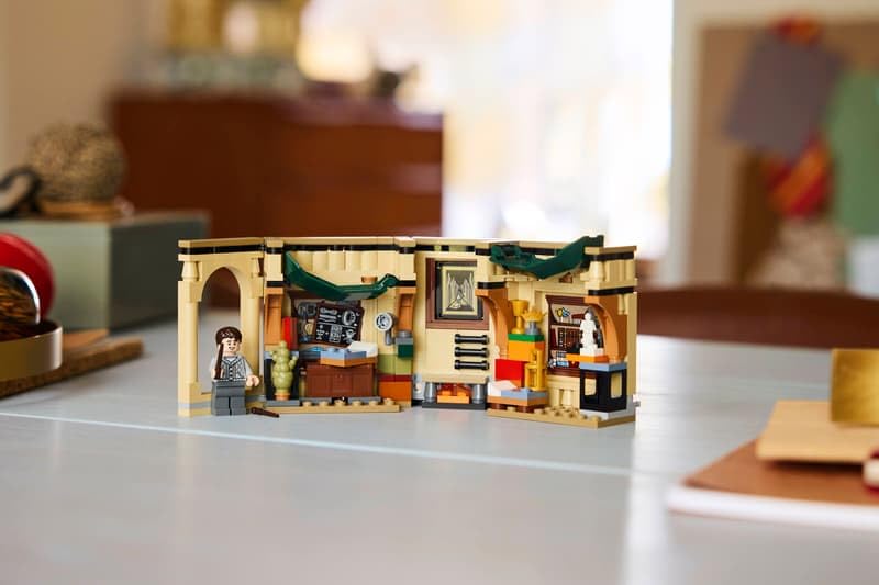 LEGO Harry Potter Hogwarts Castle Room of Requirement (40770)