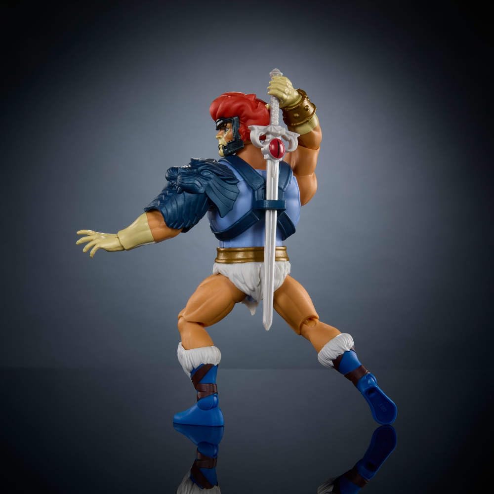 Masters of the Universe Origins & Thundercats Action Figure Lion-O, 1980s Crossover Toy, 5.5-inch Posable, Removable Armor, Accessory & Mini Comic