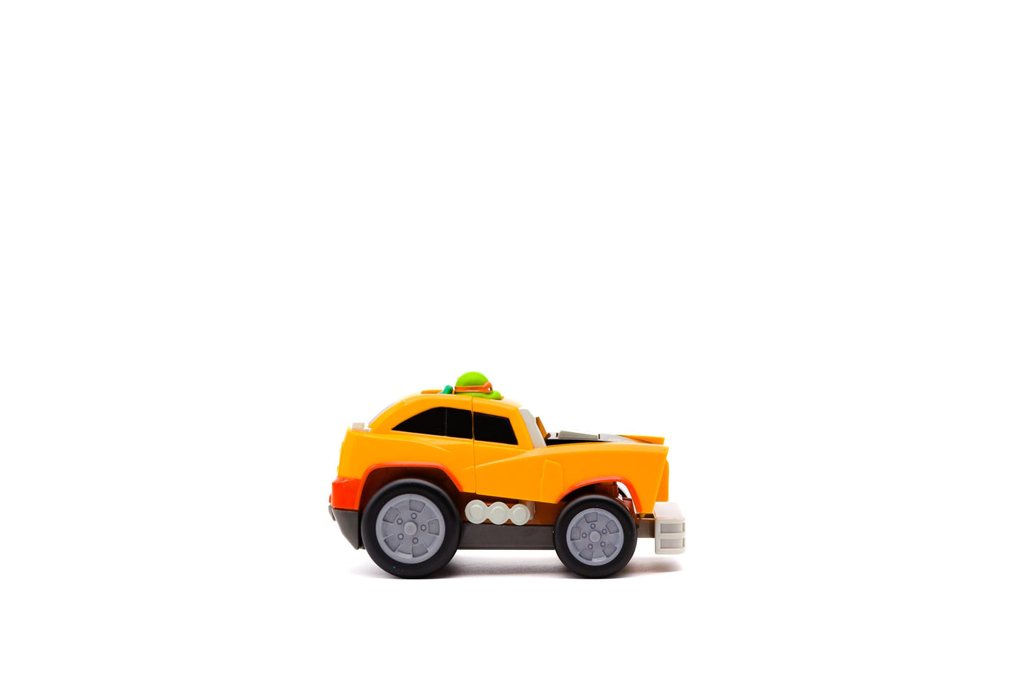 Teenage Mutant Ninja Turtles Toy, Michelangelo Shell Smashers, Light-Up Rev-Up Crash Vehicle with Smash & Reveal Action, Classic Edition, for Kids