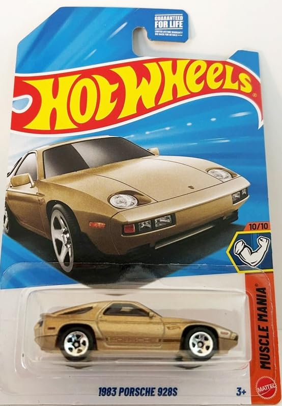 Hot Wheels 1983 Porsche 928S [Gold] Muscle Mania 10/10, Store Exclusive! - 1:64 Scale Diecast Toy Vehicle