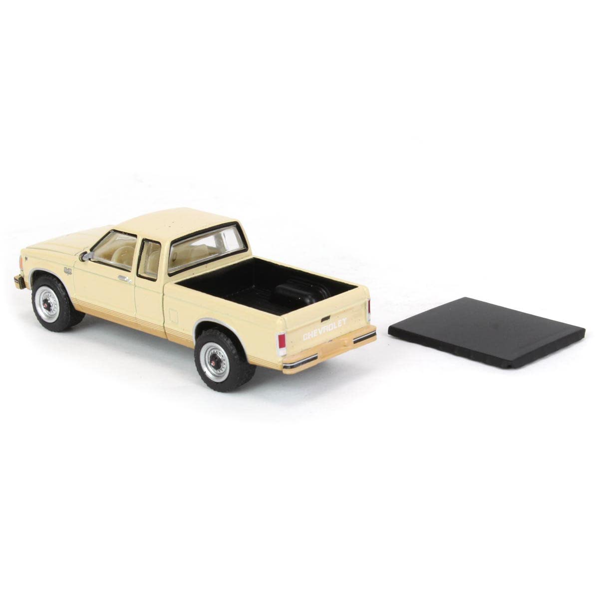 TRUCK 1/64 1983 S-10 Durango with Bed Cover Blue Collar Series 11 35240-C