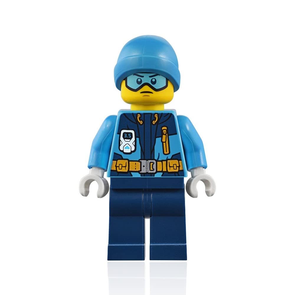 LEGO City Winter Holiday Minibuild - Arctic Explorer Minifigure with Snowmobile (40 Pieces)