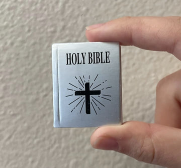 Miniature Holy Bible for Dollhouse, English Text with Illustrations, 1.5 Inch Height, Dolls House Decoration Accessory