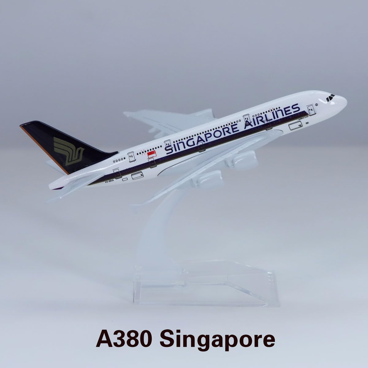yuanpulalala 1: 400 Passenger Aircraft A380 Aircraft Model 14cm Qantas air Alloy die-Casting Model Gift