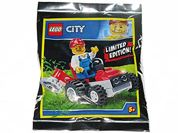 LEGO City: Gardener on Lawn Tractor - Landscaper