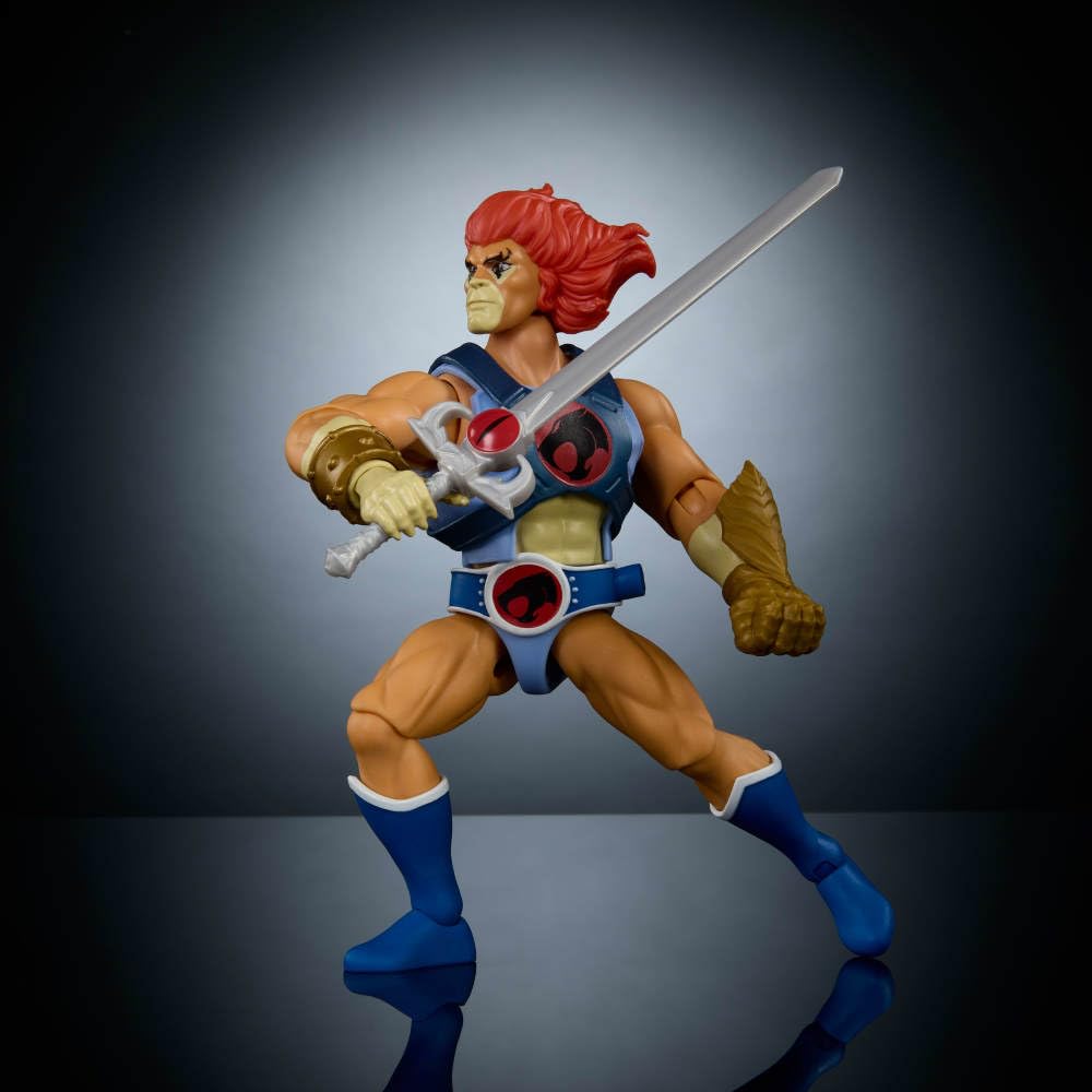 Masters of the Universe Origins & Thundercats Action Figure Lion-O, 1980s Crossover Toy, 5.5-inch Posable, Removable Armor, Accessory & Mini Comic