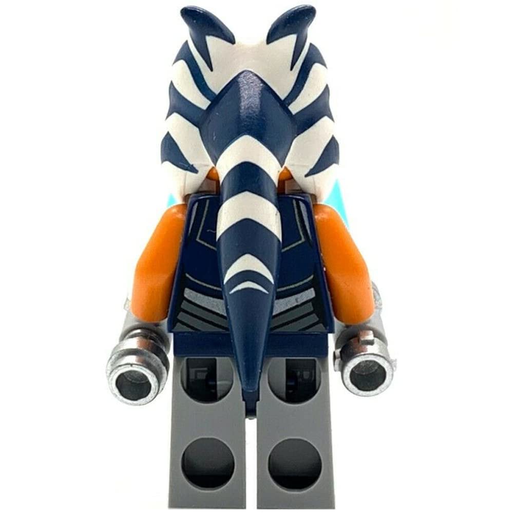 LEGO Star Wars: Ahsoka Tano with Dual Lightsabers (Dark Blue Jumpsuit)