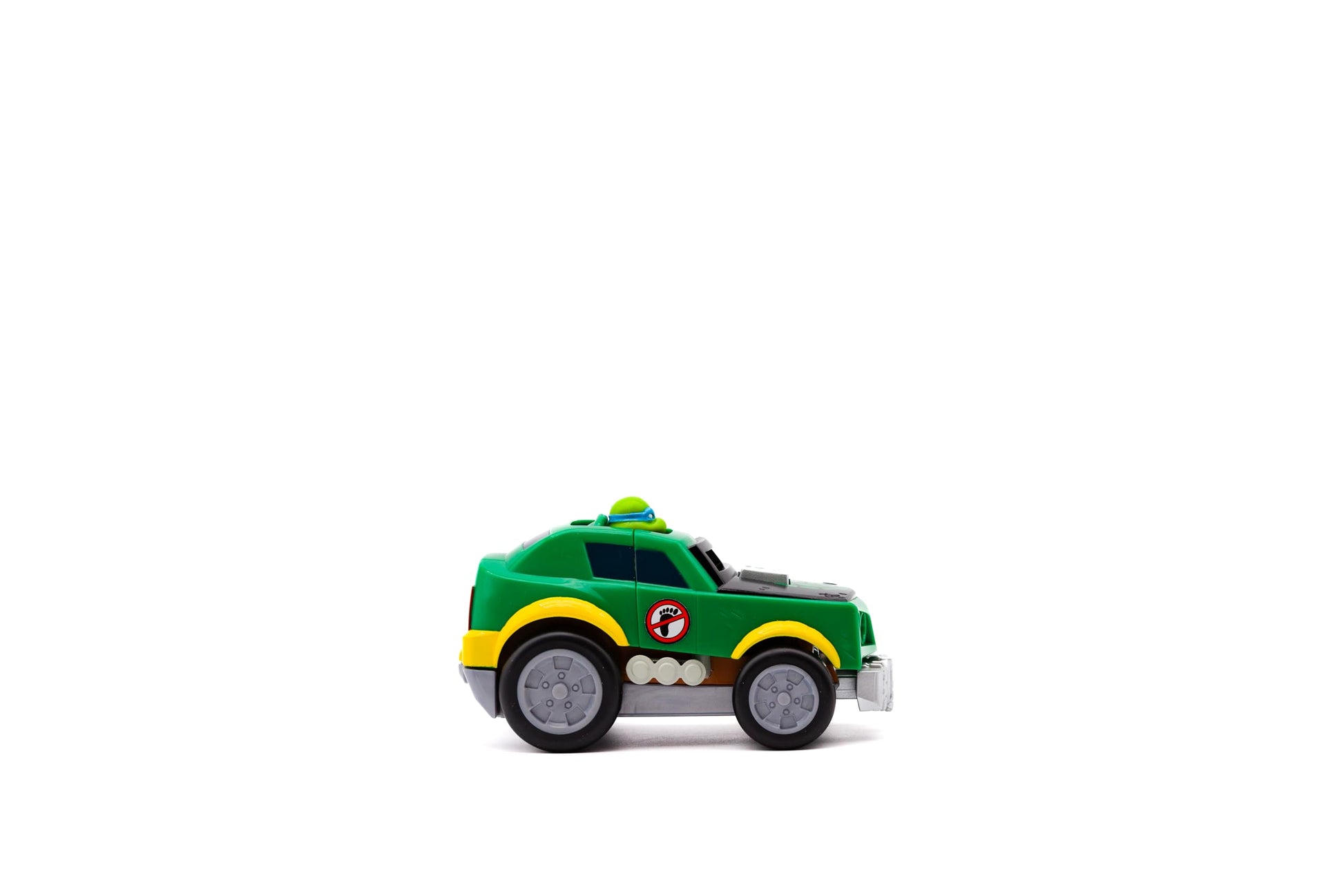 Teenage Mutant Ninja Turtles Toy, Leonardo Shell Smashers, Light-Up Rev-Up Crash Vehicle with Smash & Reveal Action, Classic Edition, for Kids Ages 5+