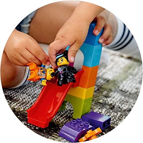 LEGO DUPLO THE LEGO MOVIE 2 Emmet and Lucy’s Visitors from the DUPLO Planet 10895 Building Bricks, 2019 (53 Pieces)