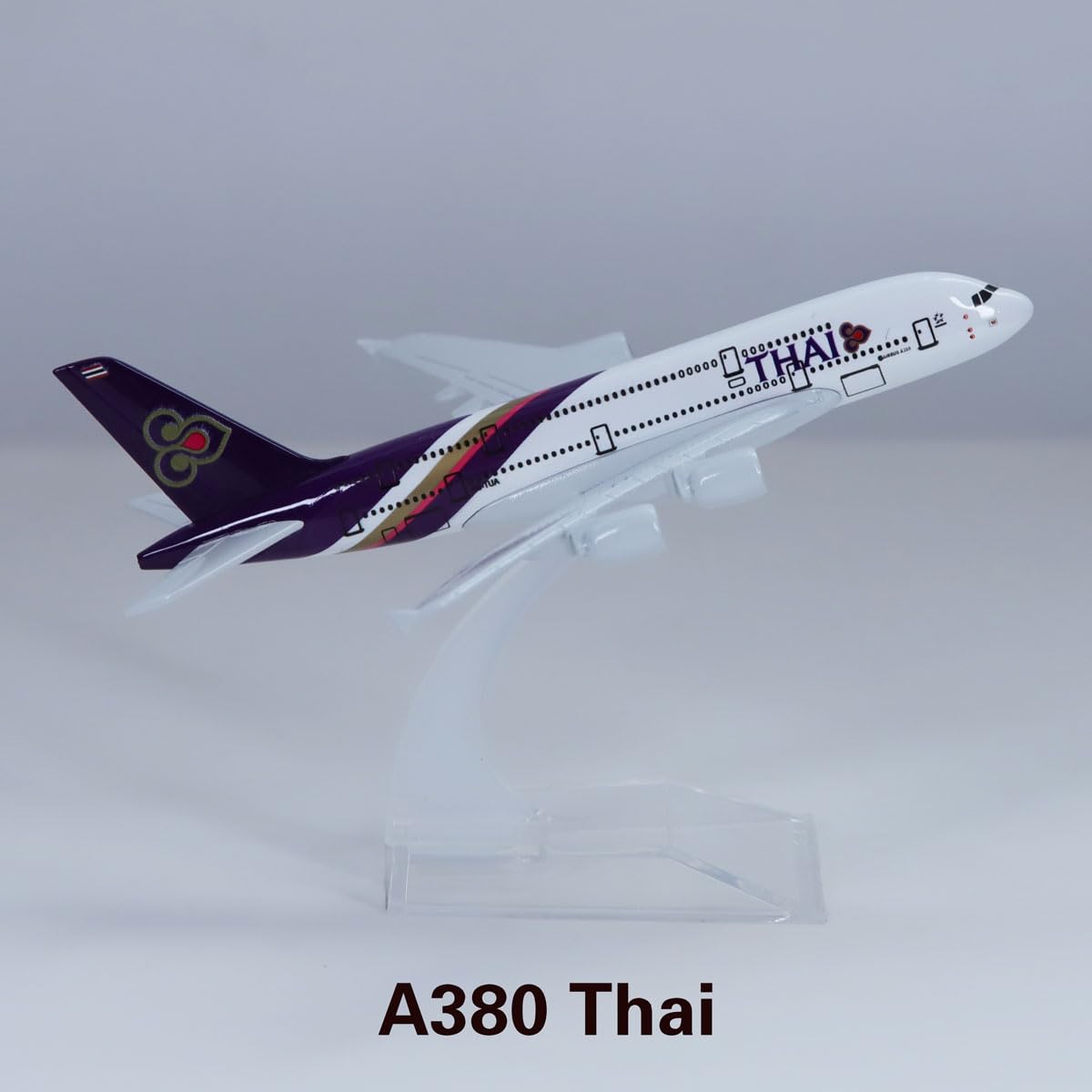yuanpulalala 1: 400 Passenger Aircraft A380 Aircraft Model 14cm Qantas air Alloy die-Casting Model Gift