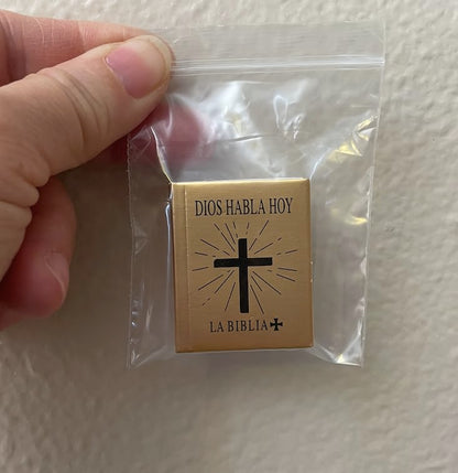 Miniature Spanish Bible 'Dios Habla Hoy', 1.5 Inch Religious Book, Gold Cover with Cross Design