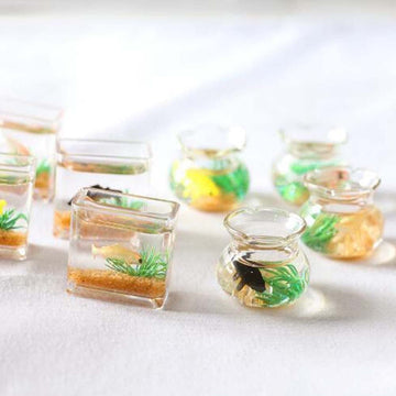 Mini Fish Tank Dollhoue Ornament, 1:12 Scale Miniature Fish Tank Scene Goldfish Bowl Model Dollhouse Accessories Garden Scene Decor(Round)