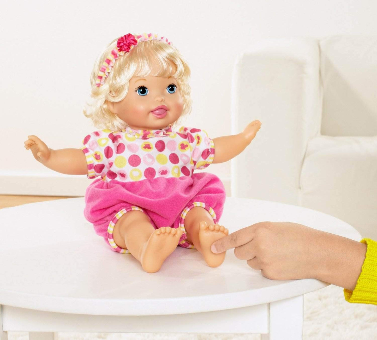 Mattel Little Giggle Mommy Laugh and Love Baby Doll w/ Carrier | Y6680