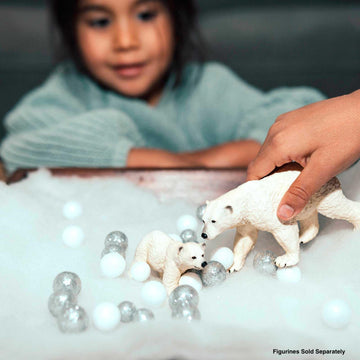 Safari Ltd. Polar Bear Figurine - Detailed 4.75" Plastic Model Figure - Fun Educational Play Toy for Boys, Girls & Kids Ages 1+