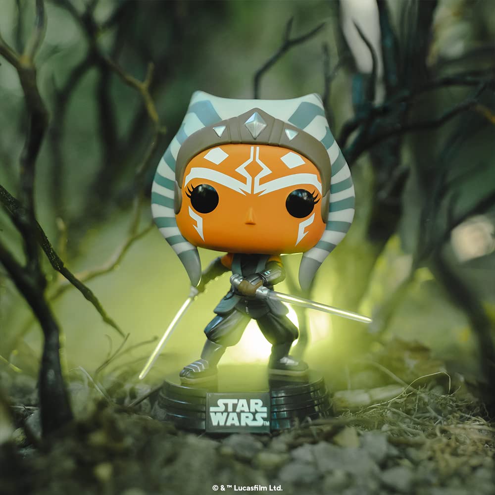Funko POP! Star Wars: The Mandalorian - Ahsoka Tano with Sabers