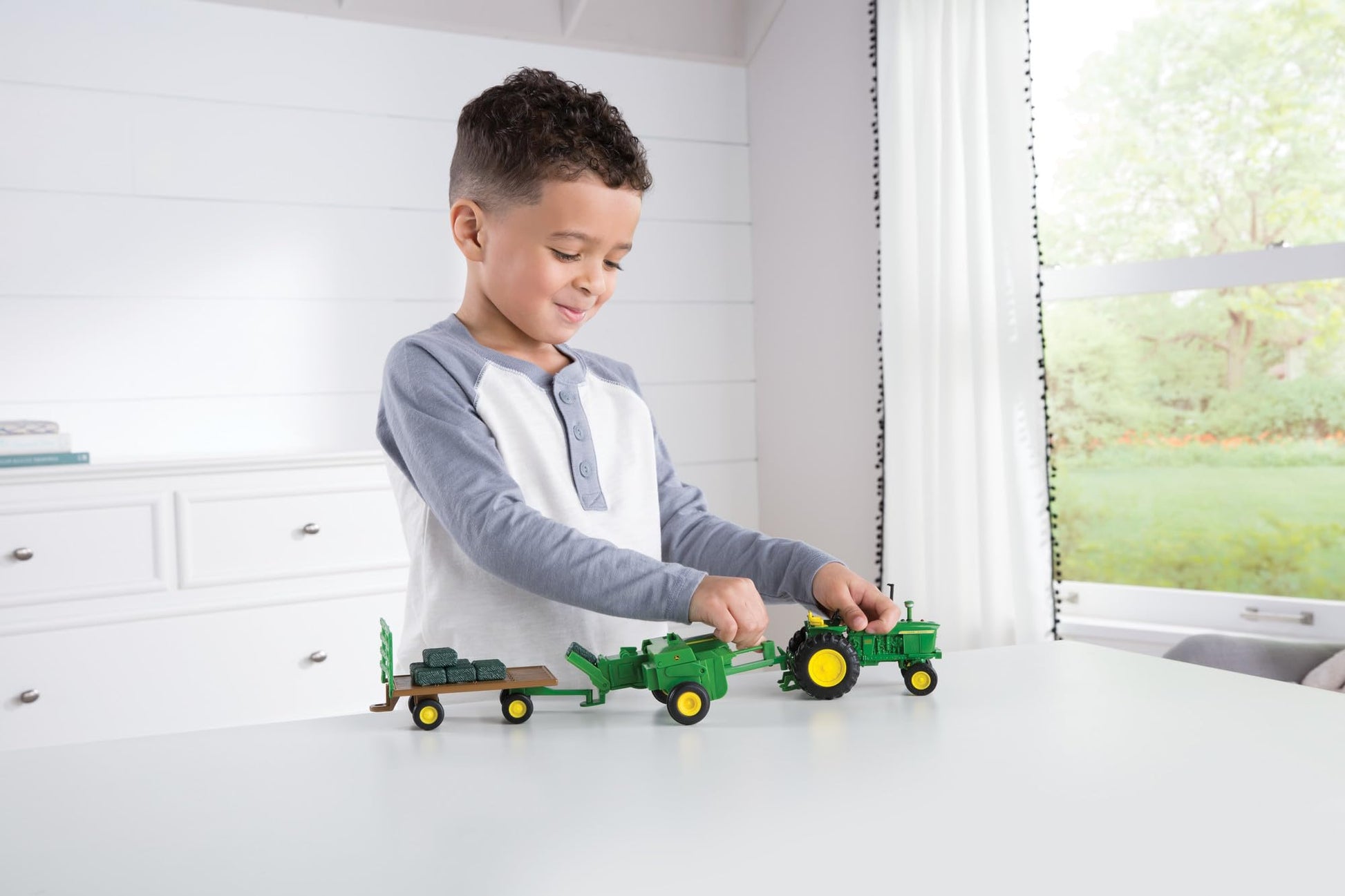 TOMY John Deere Haying Set - 1:32 Scale - Collectible John Deere Toys - Authentic Die-Cast Farm Toys - 3 Years and Up
