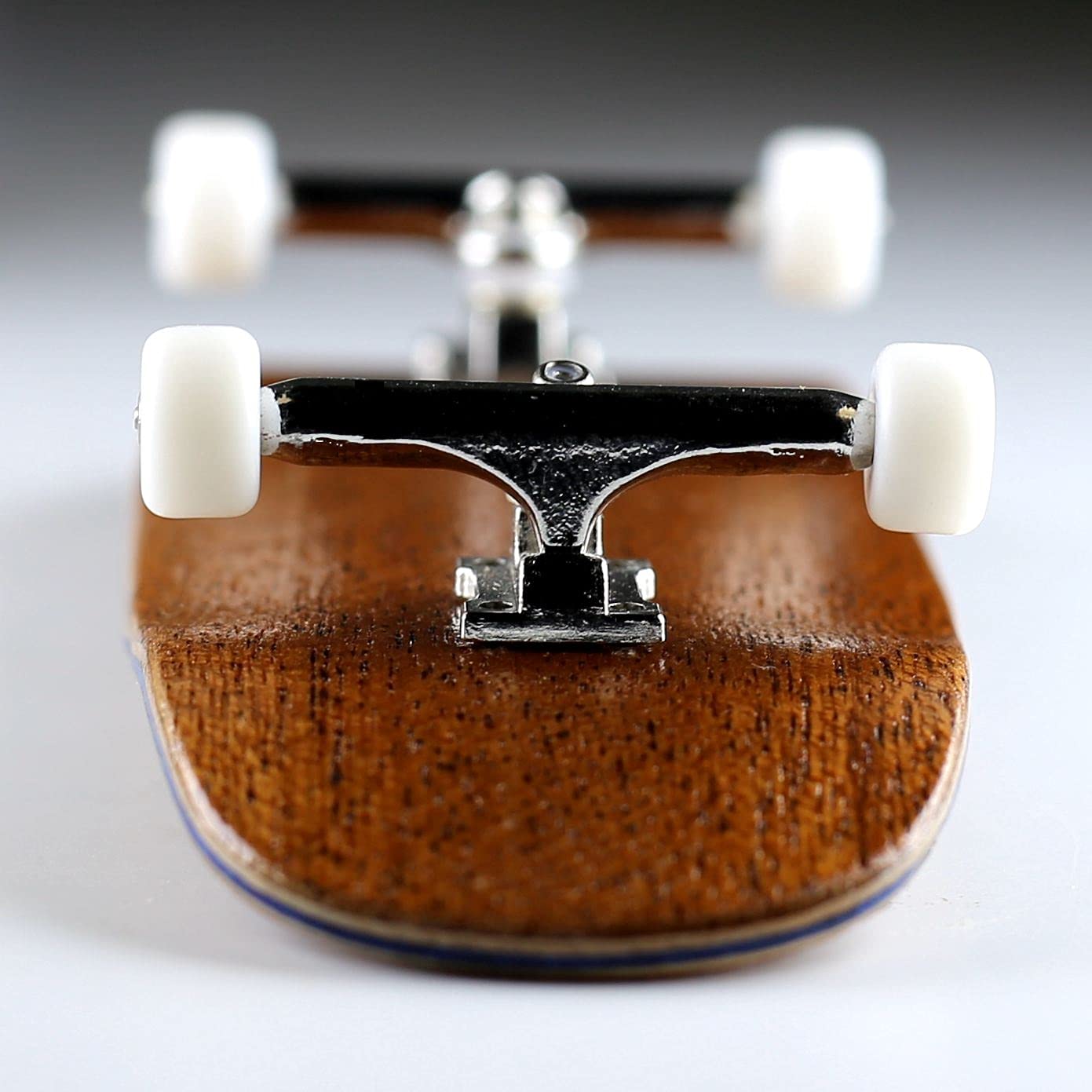 NOAHWOOD Wooden PRO 9.0 Fingerboard Complete (Noah Team 9.0 Short Nose Short Tail) Hand Made(Deck +34mm Prince Silvery Trucks)(+NW PRO Wheels ii) Set
