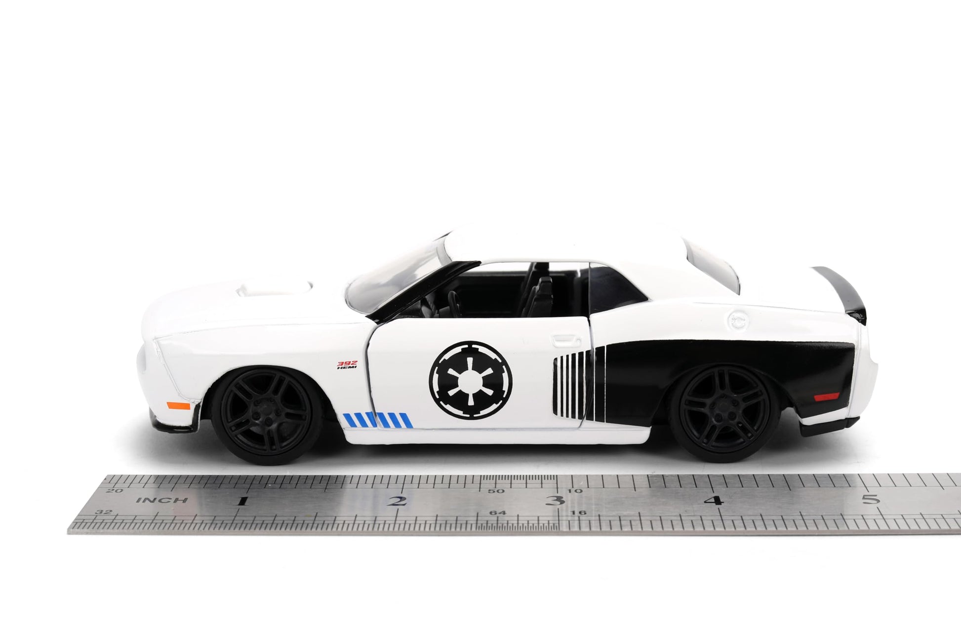 Jada Star Wars Stormtrooper 2014 Dodge Challenger SRT8 Diecast Model - 1:32 Scale Hollywood Rides Toys, Collectible Toy Car for Star Wars Fans