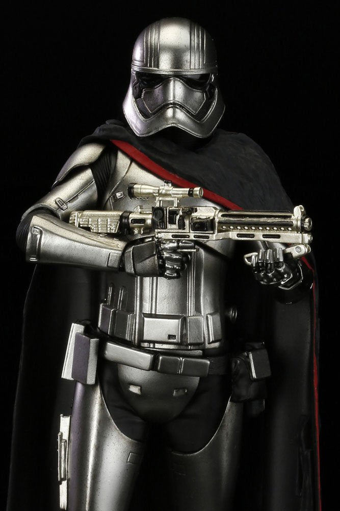 Kotobukiya Star Wars: Episode VII: The Force Awakens: Captain Phasma ArtFX+ Statue