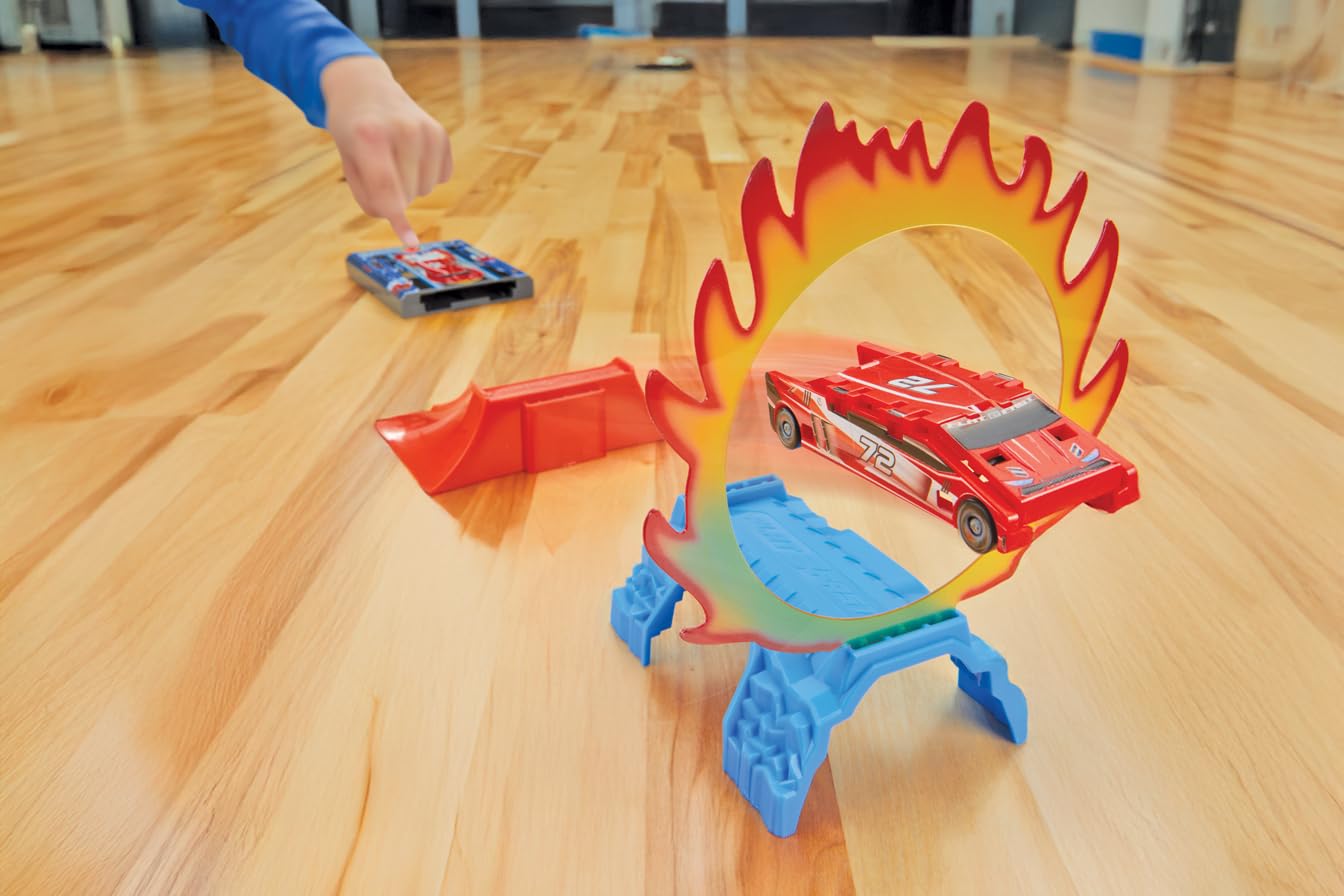 Flat 2 Fast Stunt 2-Pack Playset - All-Inclusive Set with Launch Ramp, Fire Ring, Tunnel & 2 Flat Car Racers - Build Custom Stunts - Ages 5+
