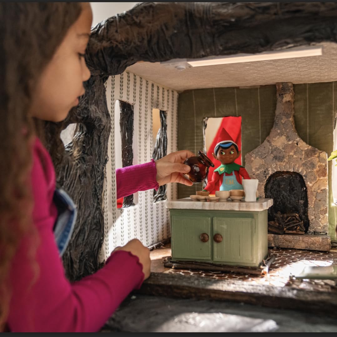 The Elf on the Shelf Elf Mates Chef with Brown Hair - Enchanted Forest Edition Doll with Scarf and Earmuffs - Champion of Kindness - for Ages 3+
