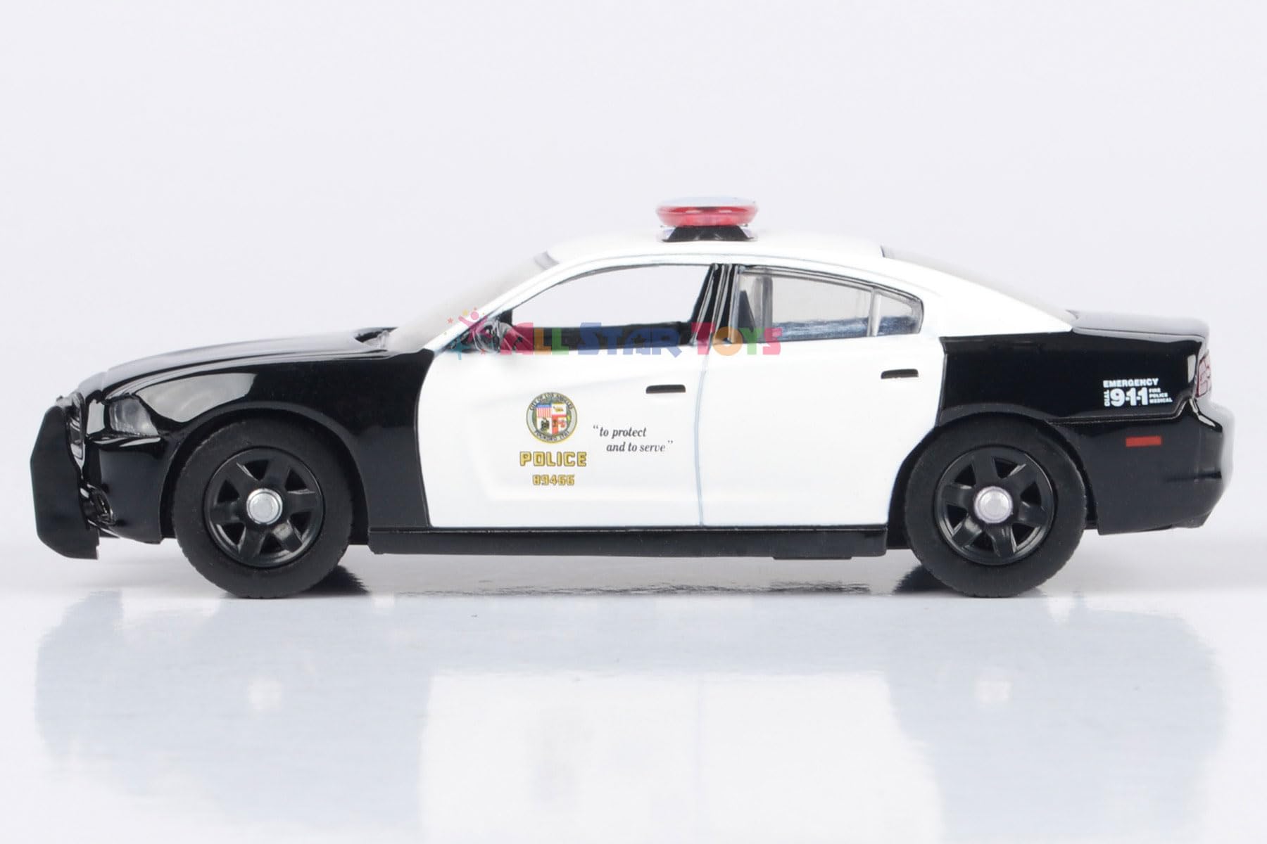 Motormax 2011 Dodge Charger Los Angeles Police Department LAPD Police Pursuit Vehicle 1/43 Diecast Police Car w/Acrylic Display Case 79466