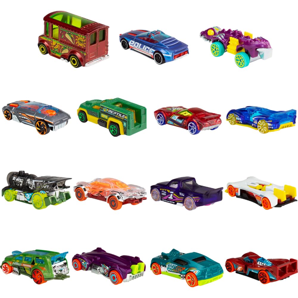 Hot Wheels Toy Cars, Bundle of 15 1:64 Scale Vehicles with 3 Themes: HW City, X-Raycers & Track Pack