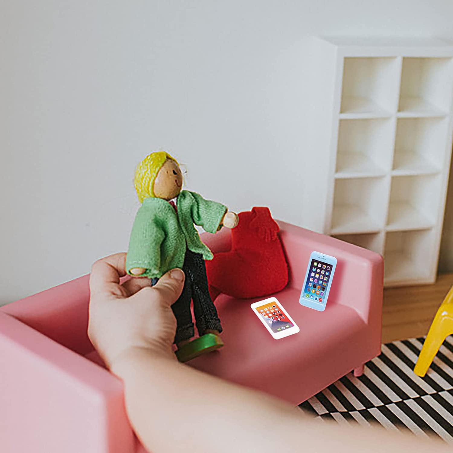 7 Pack 1/12 Scale Dollhouse Cell Phone Simulator Accessories Mini Telephones Dollhouse Accessories Scene Simulation Miniatures Playset