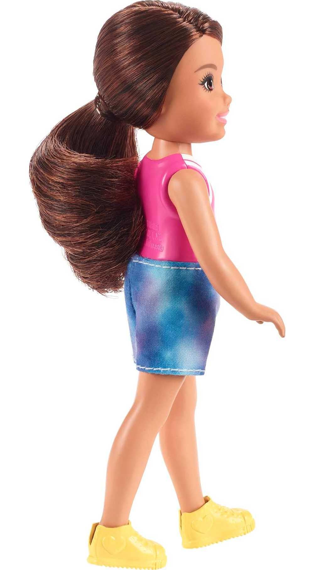 Barbie Chelsea Doll (6-inch Brunette) Wearing Sparkly Skirt, Molded Unicorn Top & Green Shoes, Gift for 3 to 7 Year Olds