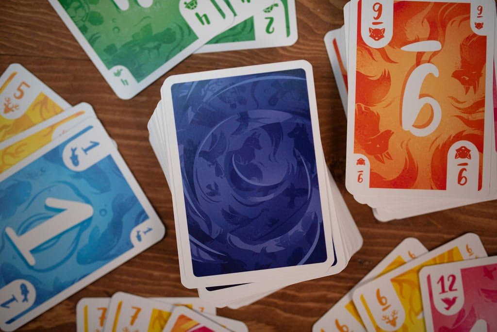 25th Century Games Mojo, Luck Matching Party Card Game, for 3 to 8 Players and Ages 8