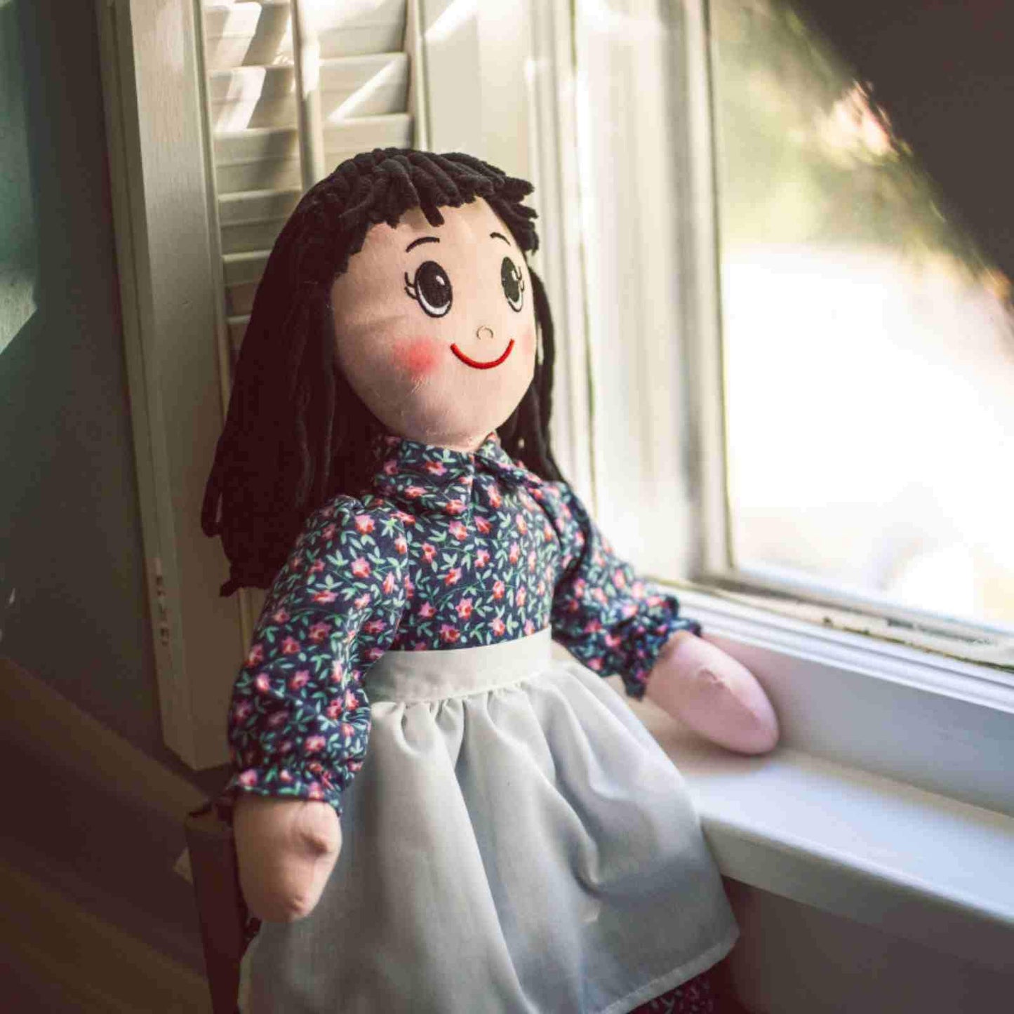 The Queen's Treasures 18 Inch Girl Doll & Accessories, Little House on The Prairie 18 Inch, Charlotte the Historic American Rag Doll