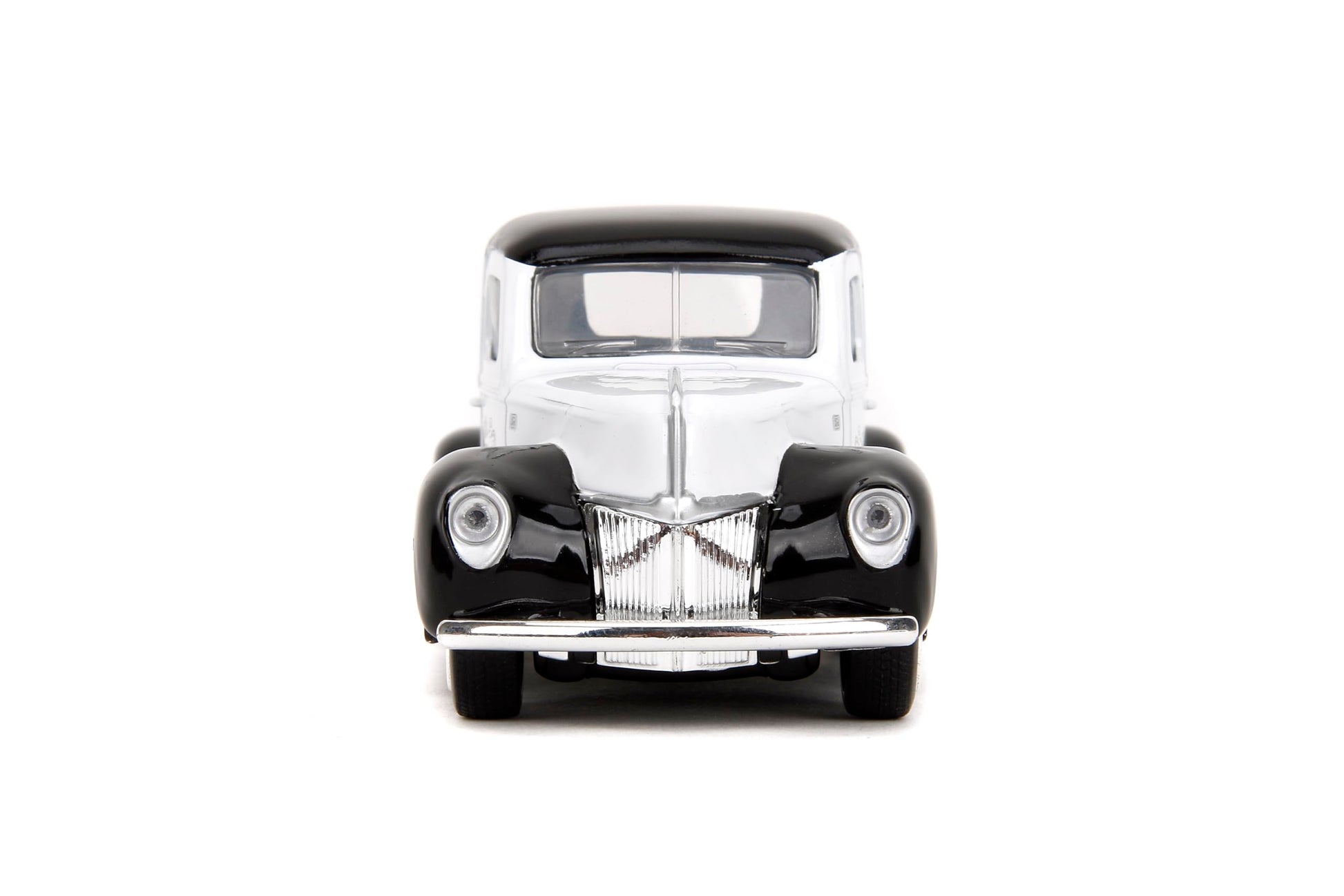 Jada Toys Disney Steamboat Willie 1941 Ford Pickup - Disney Mickey Mouse 1:32 Scale Die-Cast, Opening Doors, Rubber Tires - Collectible for Adults