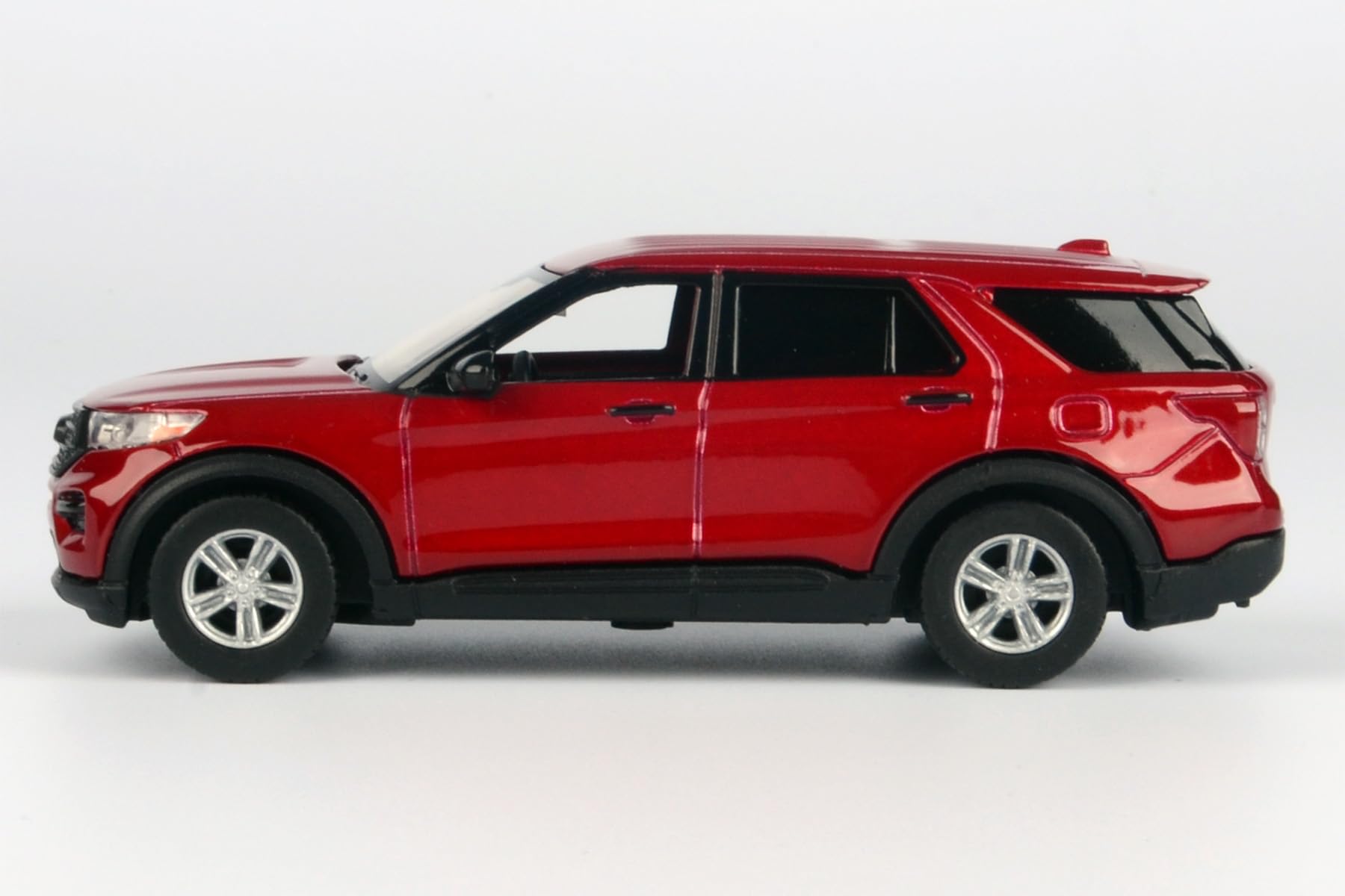 Motormax 2022 Ford Explorer Rapid Red 1/43 Small Size 4.5 inch Diecast Model 79703