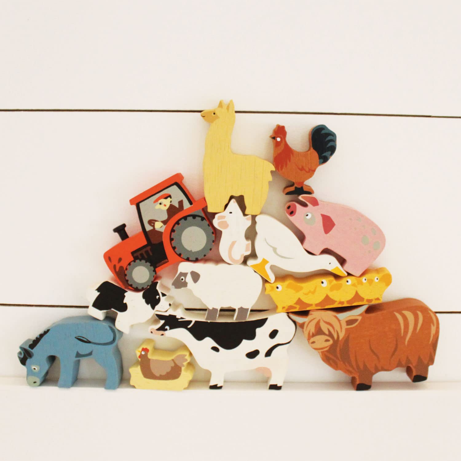 Tender Leaf Toys Farmyard Animals “ 13 Wooden Country Farm Figurines with a Display Shelf - Classic Toy for Pretend Play “ Develops Creative