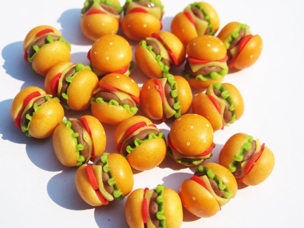 ThaiHonest Mixed Assorted 20 Lovely Hamburger Bakery Dollhouse Miniature Food