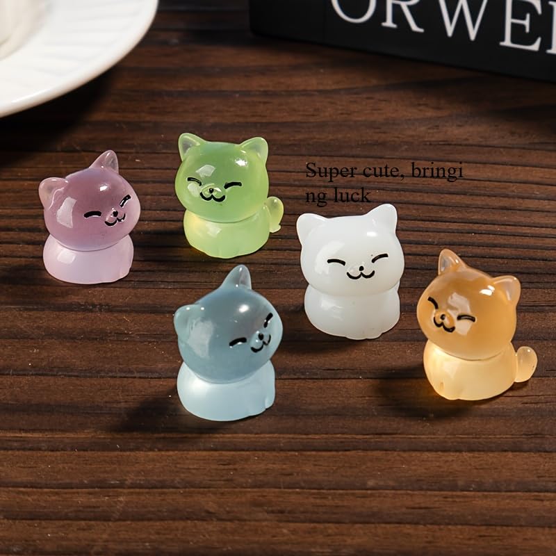 Veloshine 3Pcs Luminous Mini Resin Cat, Suitable for Gardens, Aquariums, Decorations, Birthday Parties and Handicrafts