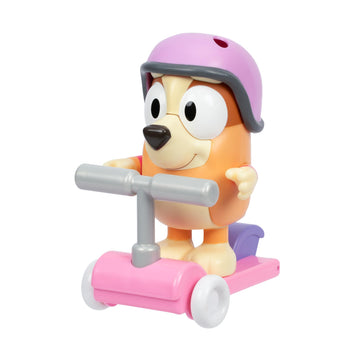 Bluey Chat Mates and Accessory Scooter Bingo Figurine Playset, Articulated, Kids Figurines with 10 Phrases, Interactive Play Figure Toys for Ages 3+