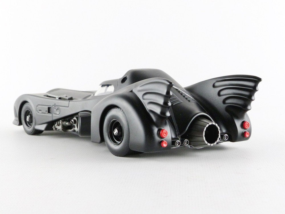 Jada Toys 1:24 1989 Batmobile Die-cast Car with 2.75" Batman Figure, Toys for Kids and Adults