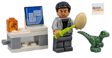 LEGO Jurassic World: Dr. Wu Laboratory with Baby Dino and Amber Resin