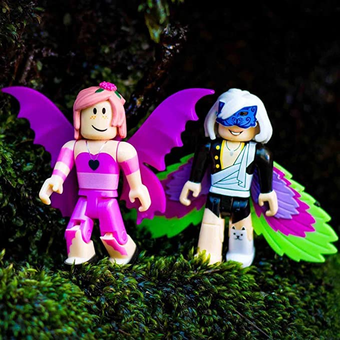 Roblox Celebrity Collection - Fashion Icons Four Figure Pack [Includes Exclusive Virtual Item]