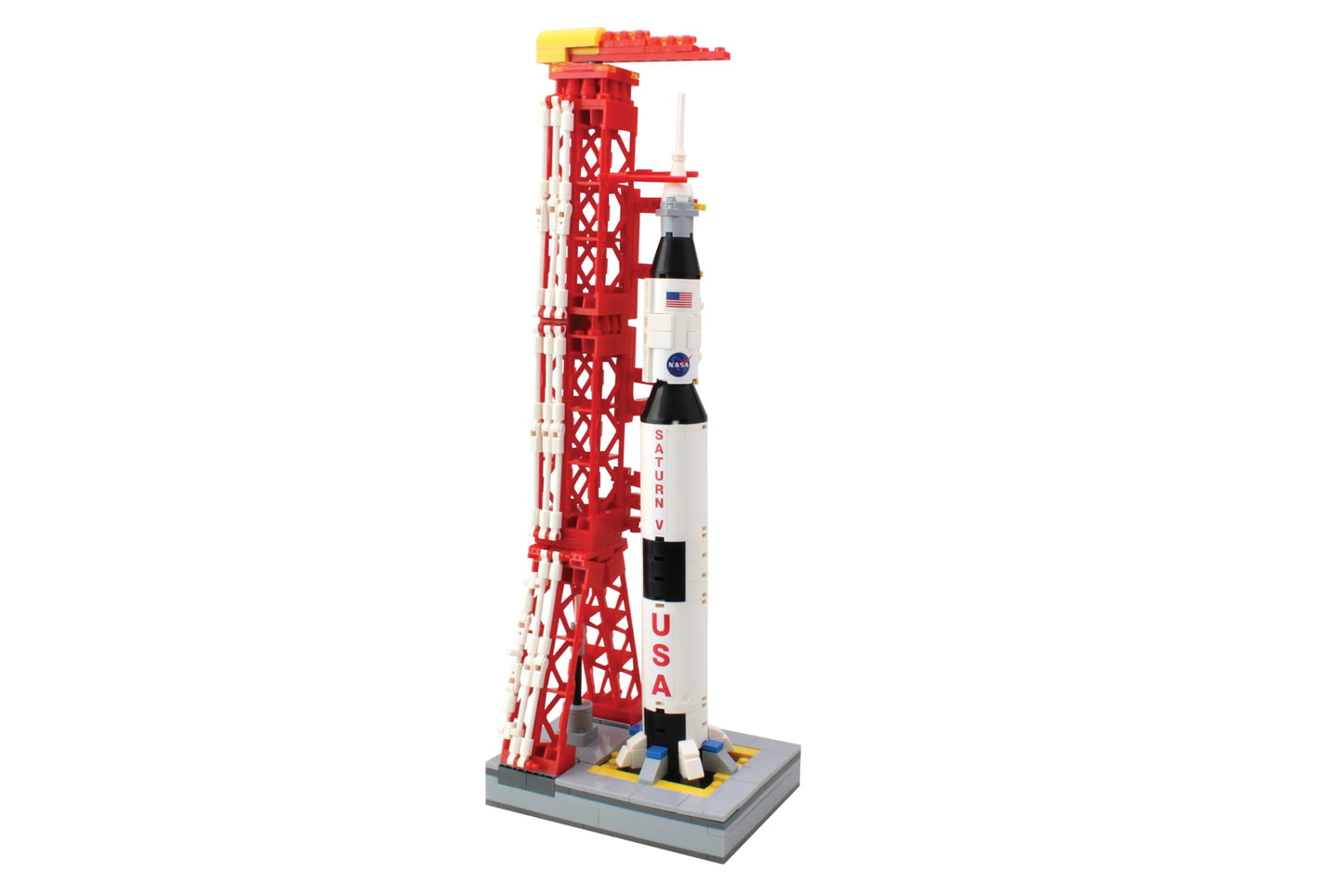 Daron Space Adventures Series: Saturn V Rocket w/Launch Pad BP7001