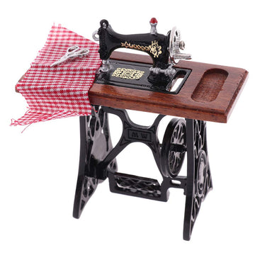 Dollhouse Miniature Vintage Sewing Machine Furniture Exquisite Tailor Themed Decor Accessories for Doll House Scene Layout DIY Mini Craft Ornament