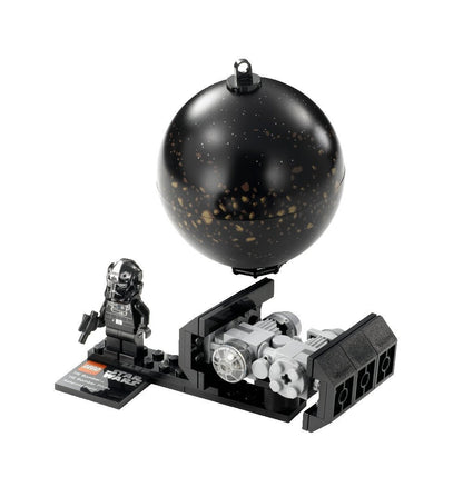LEGO Star Wars TIE Bomber and Asteroid Field (75008)