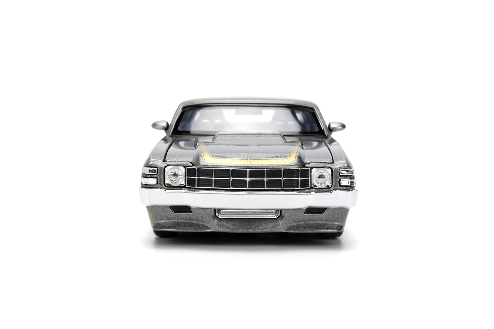 Jada Toys Bigtime Muscle 1:24 1971 Chevy Chevelle Die-cast Car - Opening Doors, Hood, Trunk, Rubber Tires(Metallic Grey)