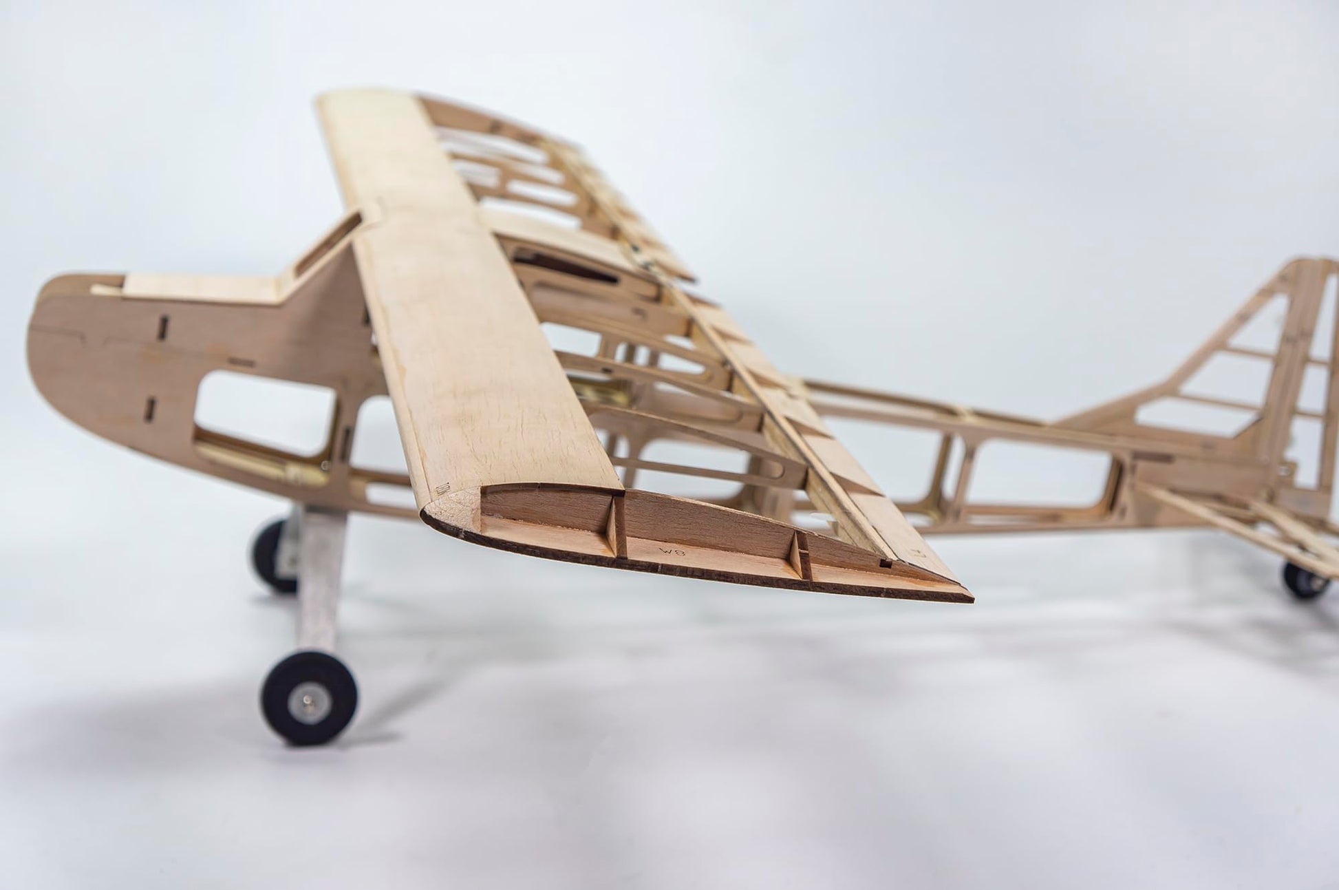 VilogaRC Balsa Wood Airplane Kits T05 Vogee-08 Training Plane, 32" Wingspan Laser Cut Unassembled Flying Model Aircraft to Build, DIY RC Airplane Kit