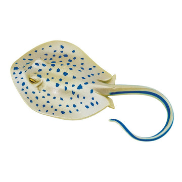 Safari Ltd. Blue Spotted Ray Figurine - Lifelike 6.5" Model Figure - Educational Toy for Boys, Girls, and Kids Ages 3+