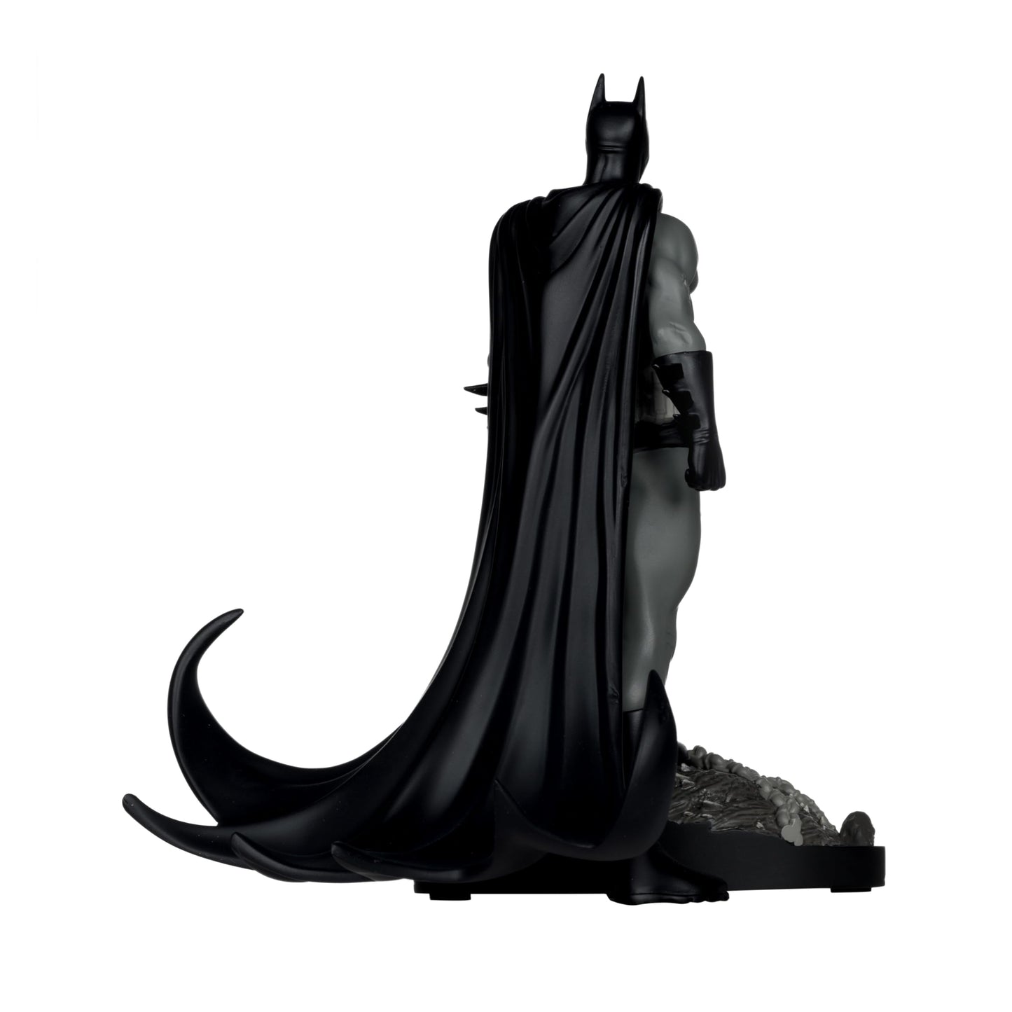 McFarlane Toys - DC Direct Batman by Bjorn Barends (Batman Black & White) 1:10 Scale Resin Statue
